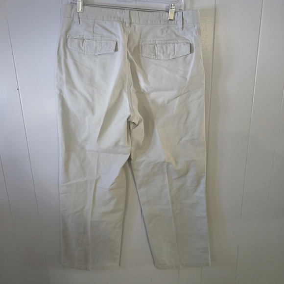 GAP Khakis Mens 33x30 Loose Fit Pants Tan Beige 100% Cotton Chino Flat Front - Picture 2 of 7
